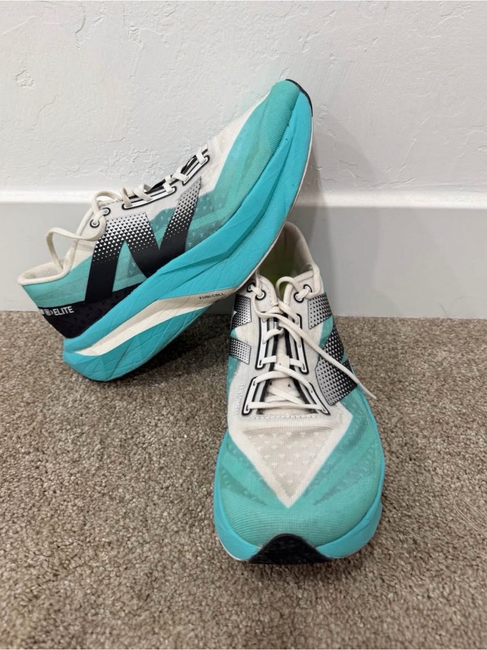 Women’s New Balance SC Elite
